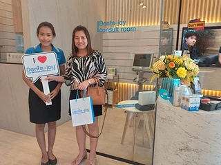 Dentajoy Pattaya (เดนต้าจอย สาขาพัทยา) จัดฟันใส Invisalign จัดฟัน Brava วีเนียร์ รากเทียม