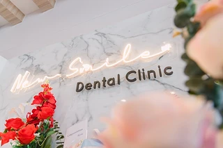 คลินิกทันตกรรมนิวสไมล์ (โรจนะประตูE) NEW SMILE DENTAL CLINIC