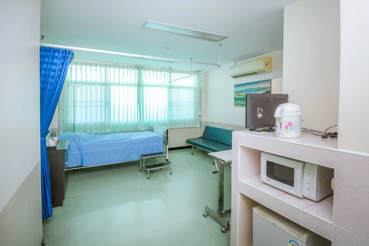 โรงพยาบาลศรีสุโข Srisukho Hospital