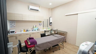 Rakta Clinic รักตะคลินิก สาขาบ้านโป่ง-ราชบุรี