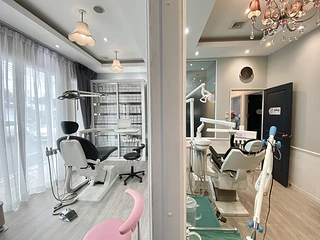 The Smile Gallery Dental Clinic Phuket