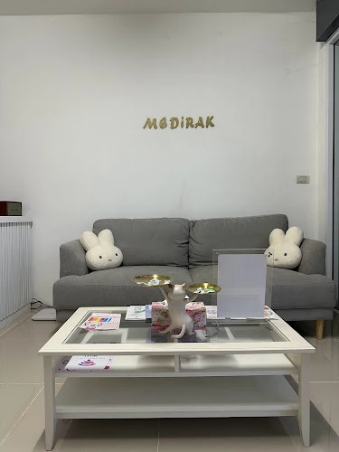 MEDiRAK Clinic โบทอกซ์ ฟิลเลอร์ เลเซอร์ ปรับรูปหน้า สวรรคโลกสุโขทัย