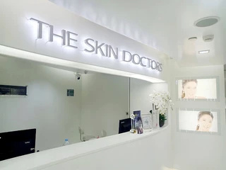 The Skin Doctors - Central Plaza Chonburi (เดอะ สกิน ด็อกเตอร์ สาขาเซ็นทรัลพลาซา ชลบุรี ชั้น 2)