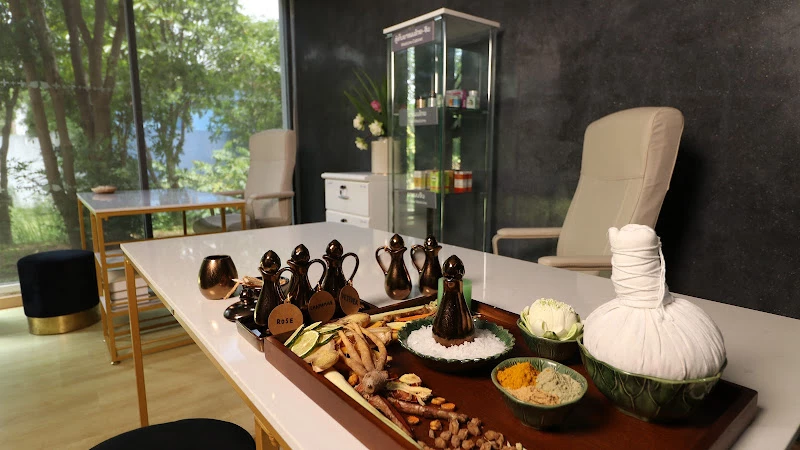 Chiva Rak Wellness & Medical Spa by B-Healthy Asia ( ชีวารักษ์ เวลเนส เซ็นเตอร์ )