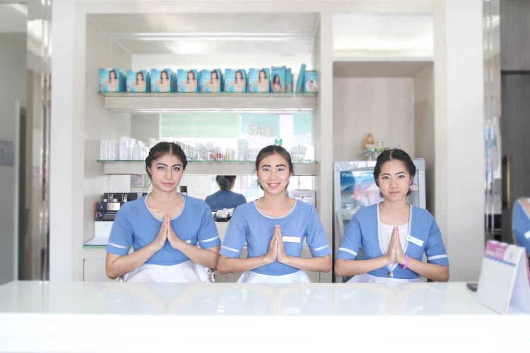 Cosmacare Clinic Nuanchan คอสมาแคร์ คลินิก นวลจันทร์