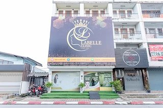 LaBelle Clinic (ลาเบลล์ คลินิก) By หมอแหม่ม