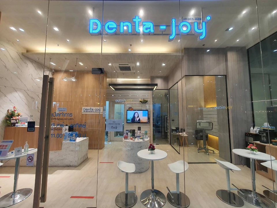 Dentajoy Rama 2 (เดนต้าจอย สาขาพระราม 2) จัดฟันใส Invisalign จัดฟัน Brava วีเนียร์ รากเทียม