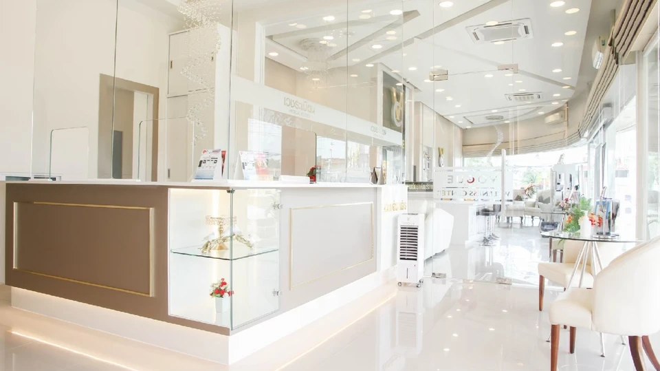 The VOGUE Skin Clinic - Ulthera PICO Discovery โบท็อกซ์ ฟิลเลอร์ ฝ้า กระ หลุมสิว ฉีดวิตามินผิว ชลบุรี