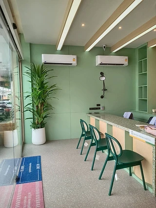 คลินิกทันตกรรมลิสตา Lista dental clinic