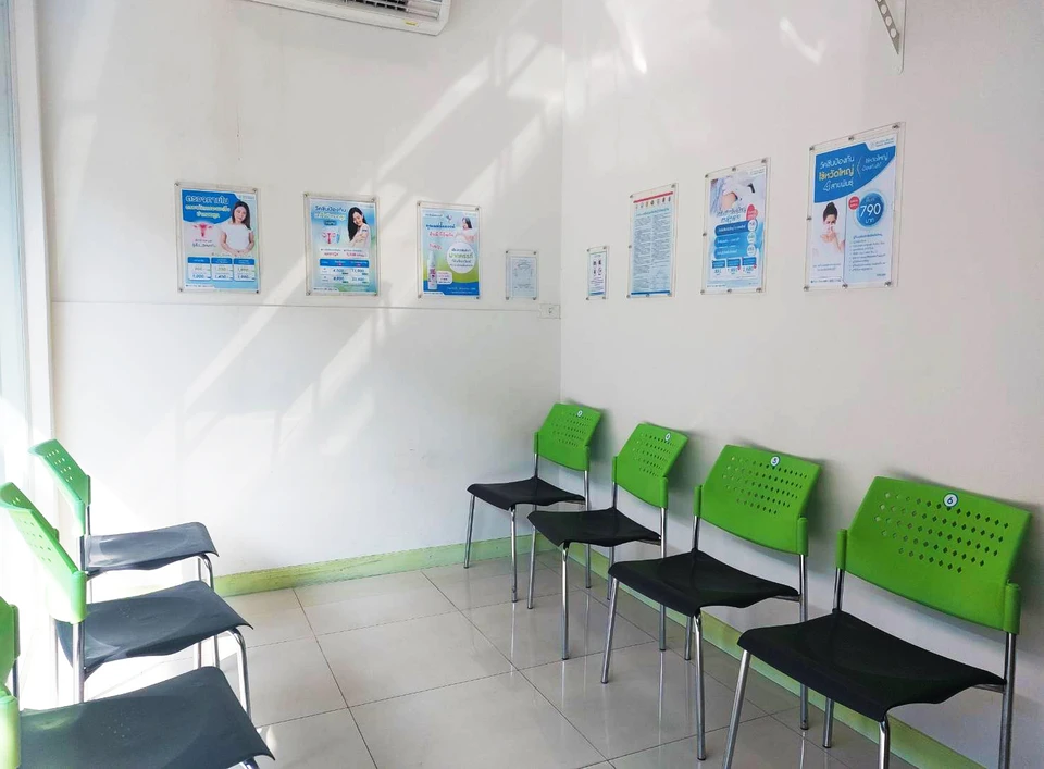 อินทัชเมดิแคร์คลินิก สาขาเจริญกรุง (Intouch Medicare Clinic Charoenkrung)