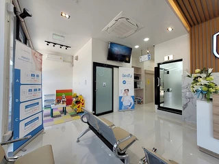 คลินิกทันตกรรมยูเดนทัล U dental clinic