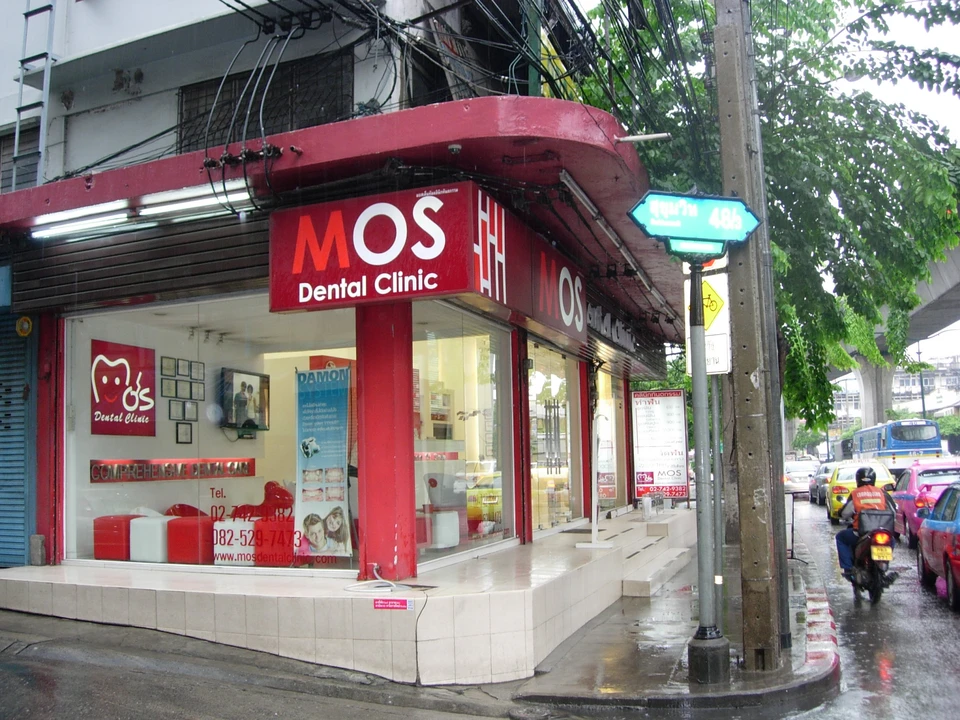 MOS Dental Clinic - Onnut