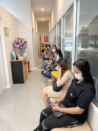 DVA Clinic ดีว่า คลินิก โบท็อก ร้อยไหม บางพลี