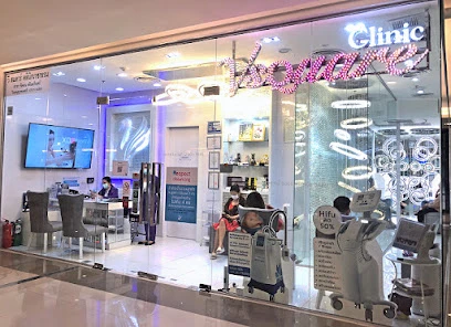 V Square Clinic ซีคอนสแควร์