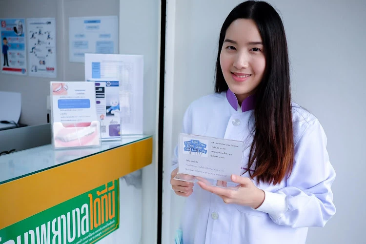 คลินิกทันตกรรมไอสยาม สวนสยาม iSIAM Dental Clinic