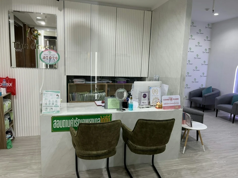 The Clover Clinic เซ็นทรัลบางนา คลินิกเสริมความงาม โบท็อกซ์ ฟิลเลอร์ ร้อยไหม Ulthera Thermage